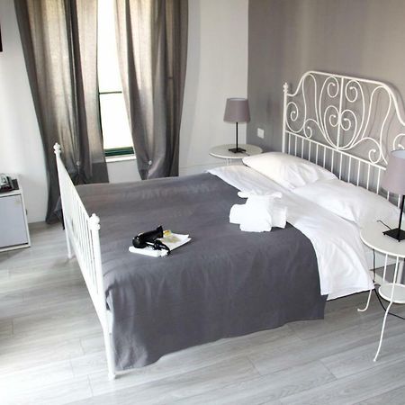Del Toscano Home Catánia Buitenkant foto