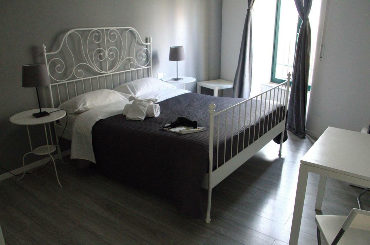 Del Toscano Home Catánia Buitenkant foto